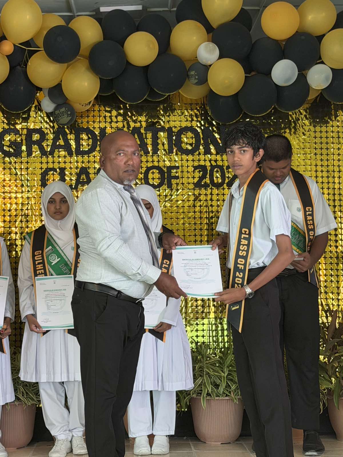 Grade 10 - CLASS 2025 - Graduation 