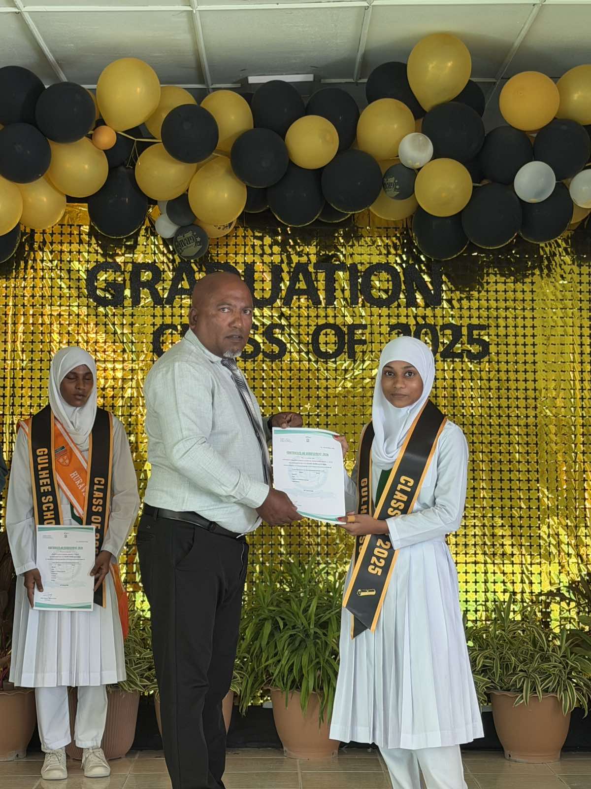 Grade 10 - CLASS 2025 - Graduation 
