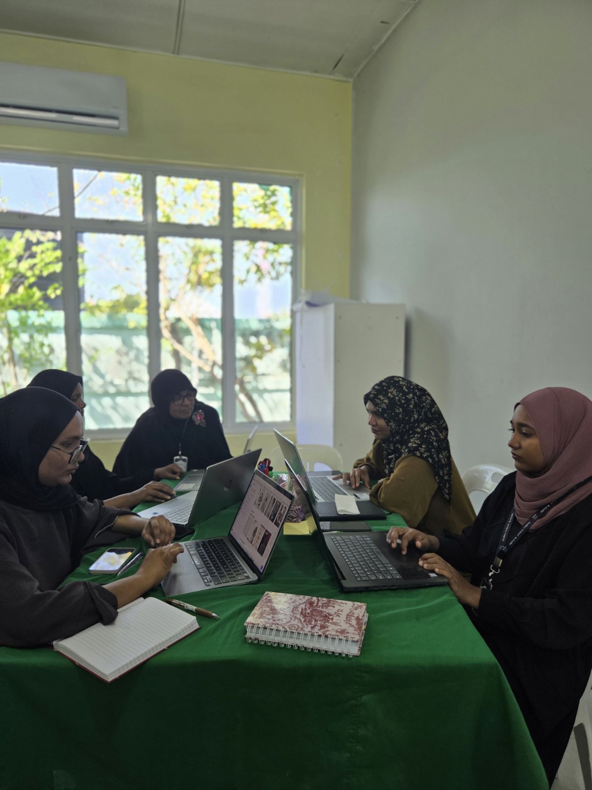 Professional Development Programme  Day - 04 “CANVA EDU” 